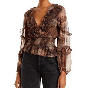 Brand new BARDOT top